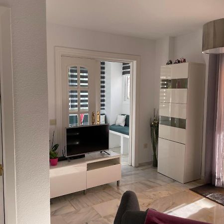 Apartamento en Torremolinos con piscina Exterior foto