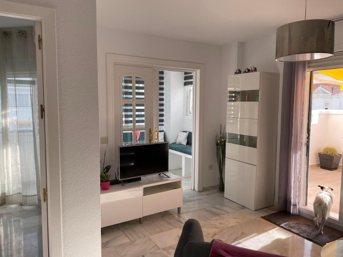 Apartamento en Torremolinos con piscina Exterior foto