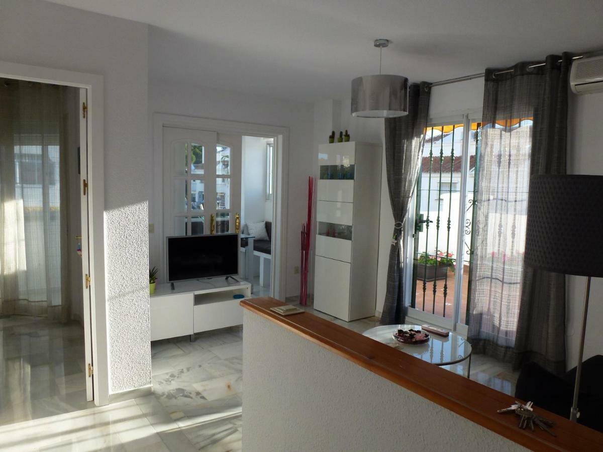 Apartamento en Torremolinos con piscina Exterior foto